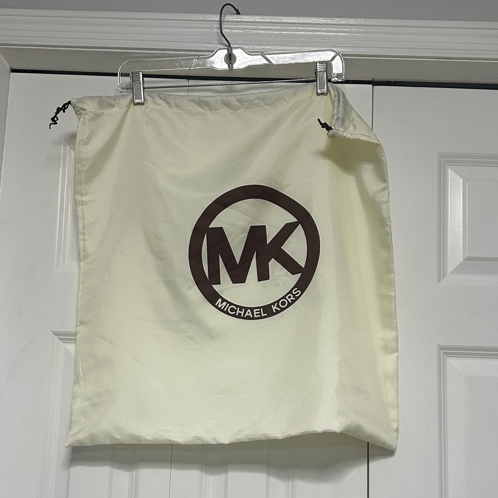 Michael Kors Ivory Dust Bag w Brown Logo. Large. Never Used After Removing Bag.